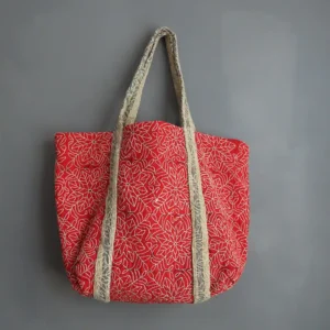 ZOOM IN OF KANTHA FABRIC TOTE BAG