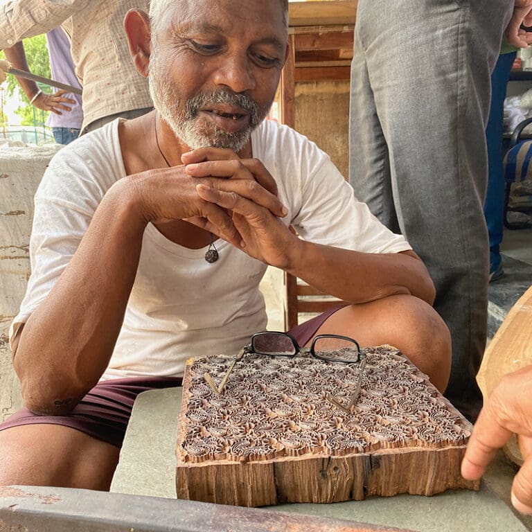 wood block carver
