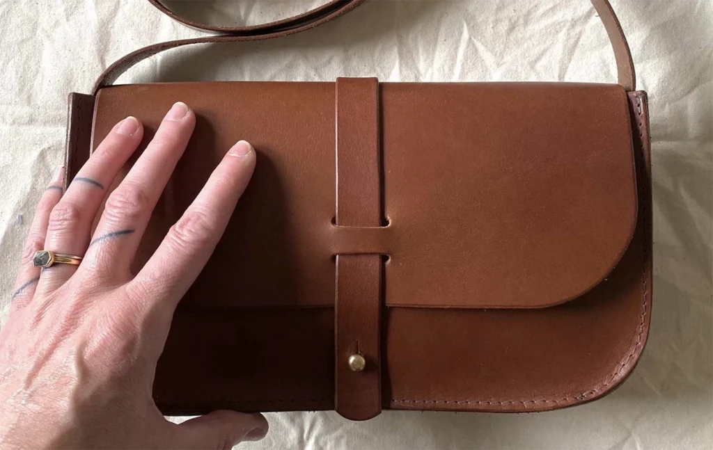 Vegan leather tanning