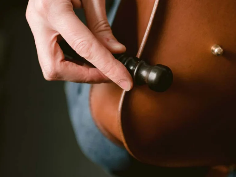 Vegetable tanned leather