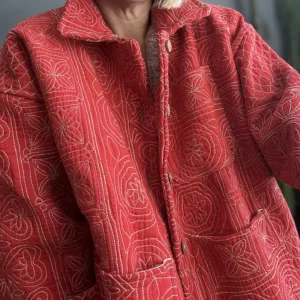 zoom in of pink kantha quilt jacket details