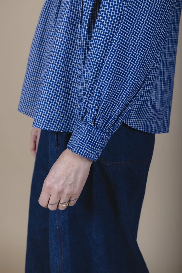 zoom in details of womens handwoven cotton shirt